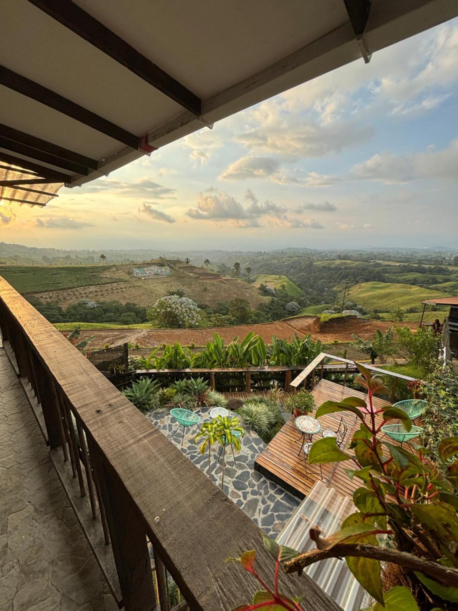 La Puesta Del Sol Hotel Filandia Ngoại thất bức ảnh