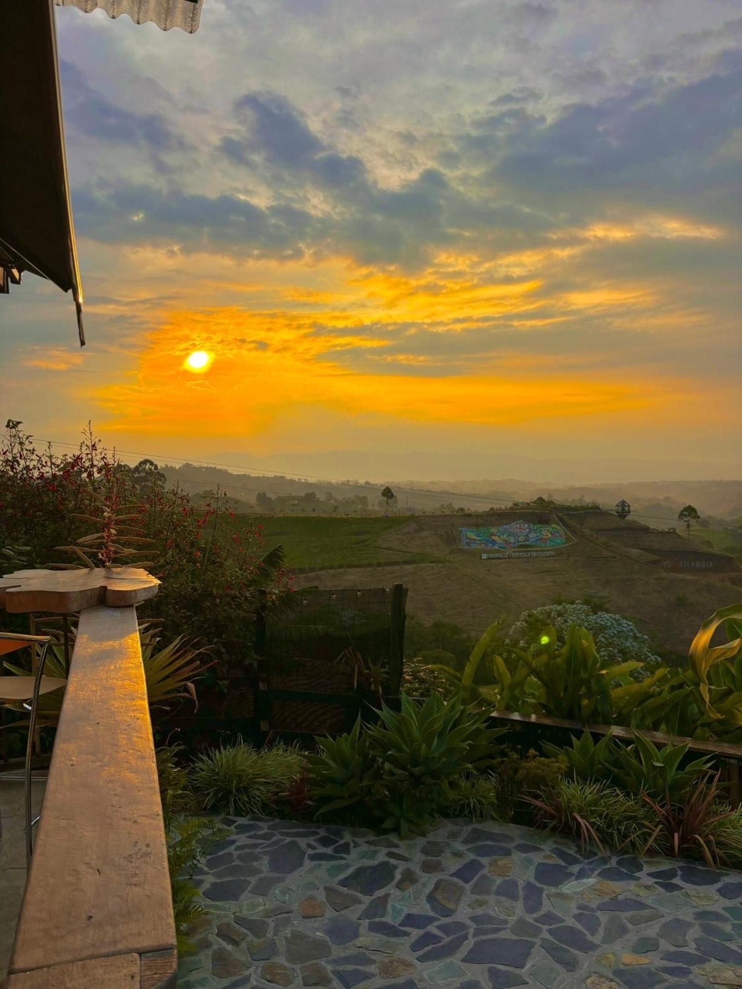 La Puesta Del Sol Hotel Filandia Ngoại thất bức ảnh
